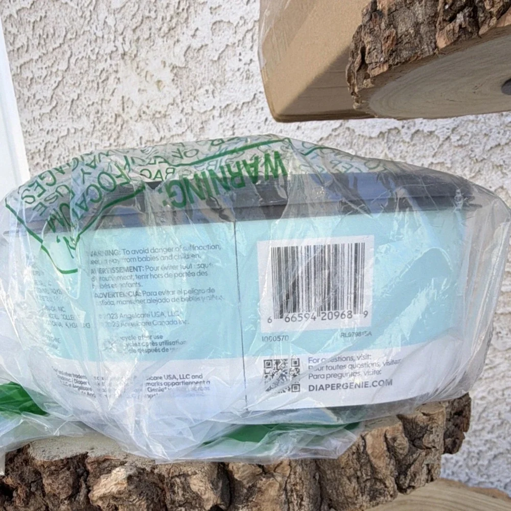 Diaper Genie 810 Newborn-Sized Jumbo Refill Unscented MPN 1000570‎